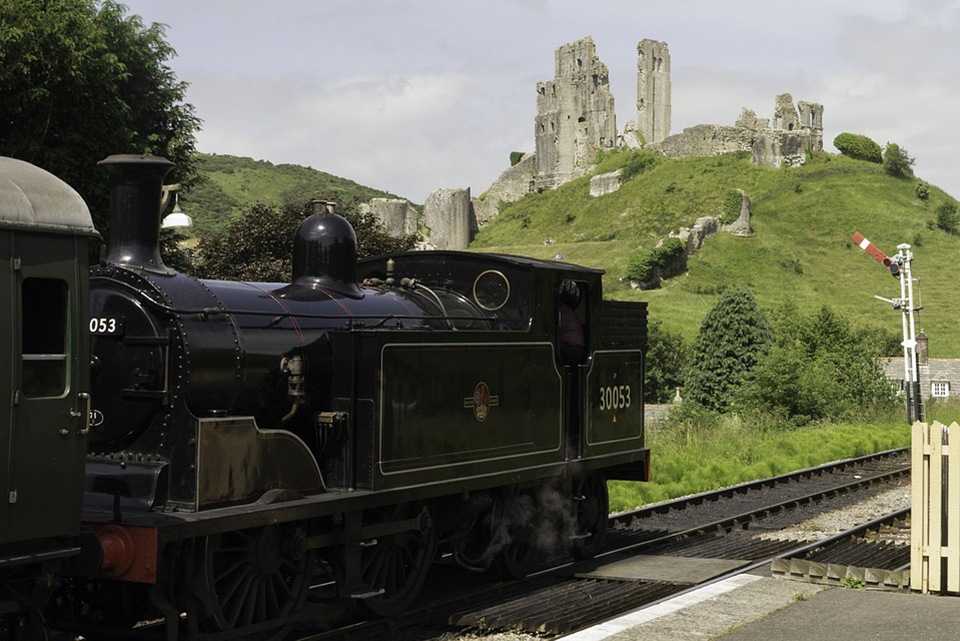 CORFE CASTLE